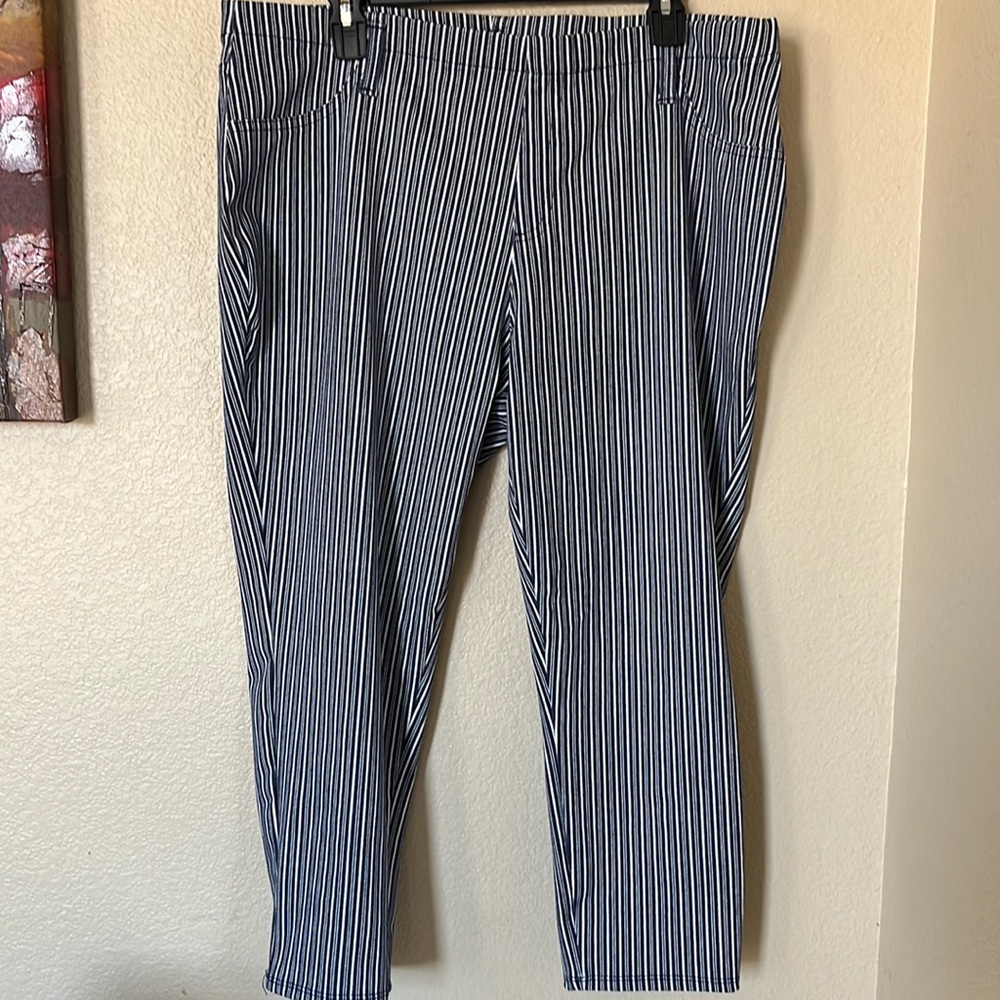 Fadded Glory blue& white stipe Pants sz XXL